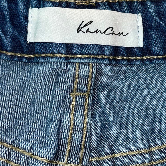 KanCan Medium Wash Distressed Frayed Hem Women Shorts XS - Picture 3 of 4